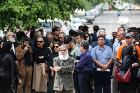 تشییع پیکر محمد علی سپانلو از مقابل خانه هنرمندان